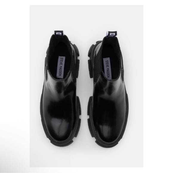New! Steve Madden “Tusk” Black Chunky Lug Sole Chelsea Boots - Picture 6 of 14